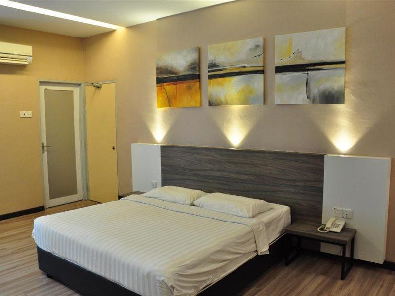 Frazel Inn Hotel Parit Buntar Ngoại thất bức ảnh
