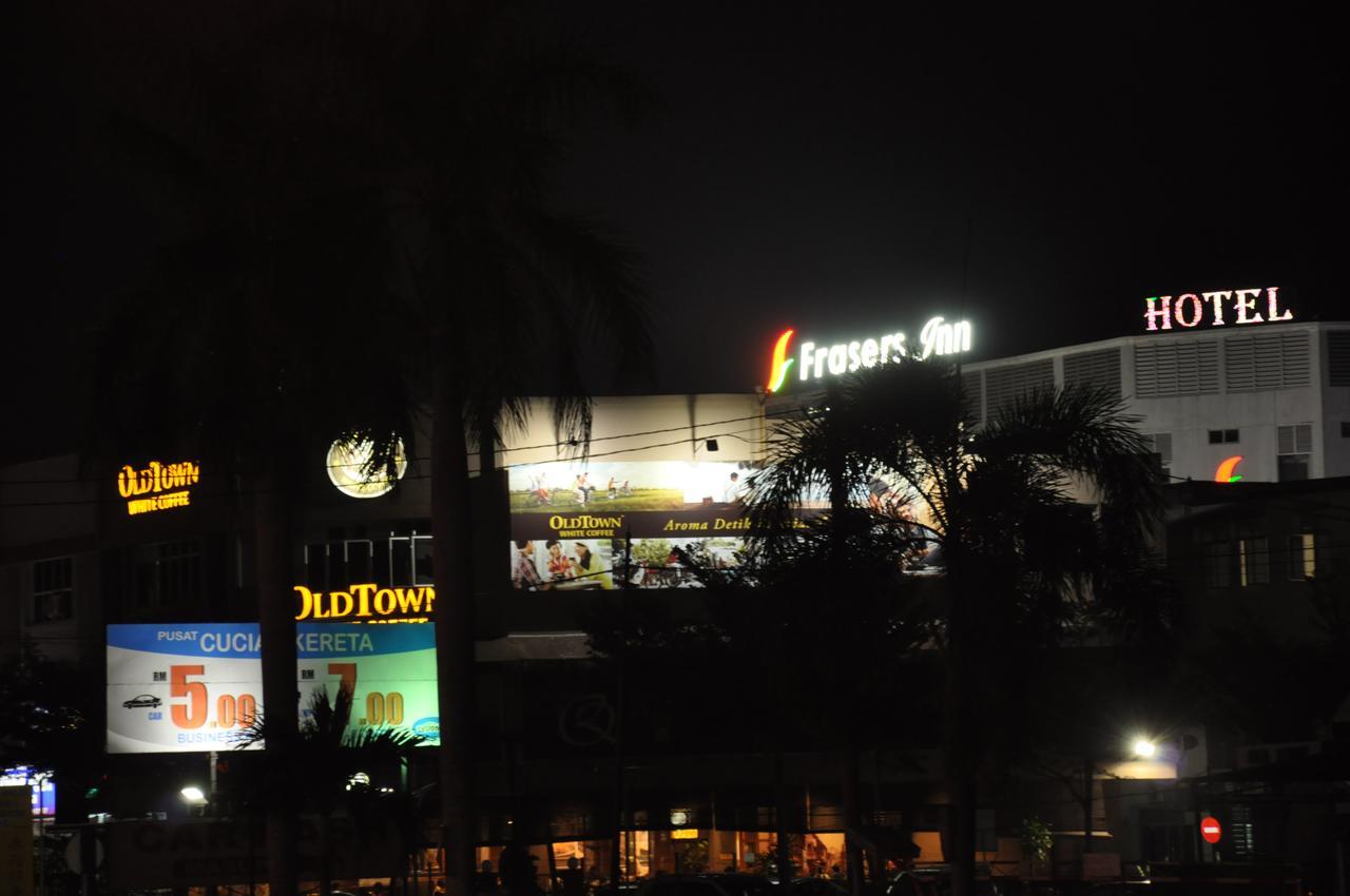Frazel Inn Hotel Parit Buntar Ngoại thất bức ảnh