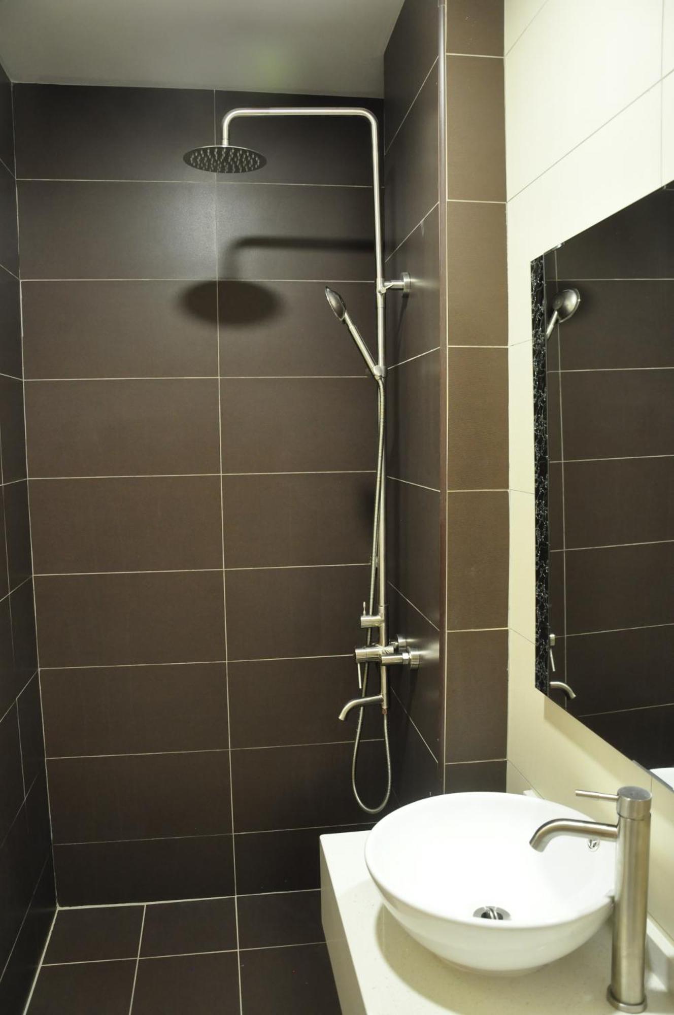 Frazel Inn Hotel Parit Buntar Ngoại thất bức ảnh