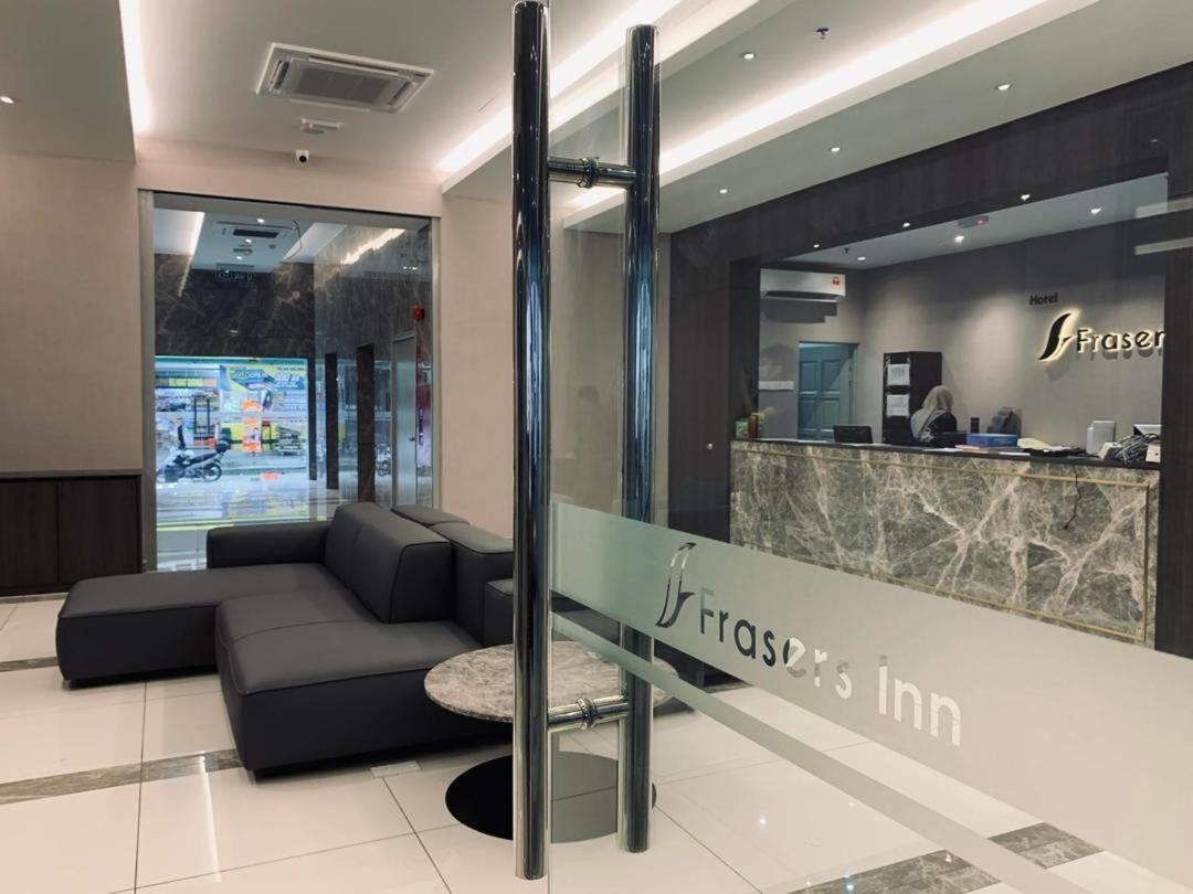 Frazel Inn Hotel Parit Buntar Ngoại thất bức ảnh
