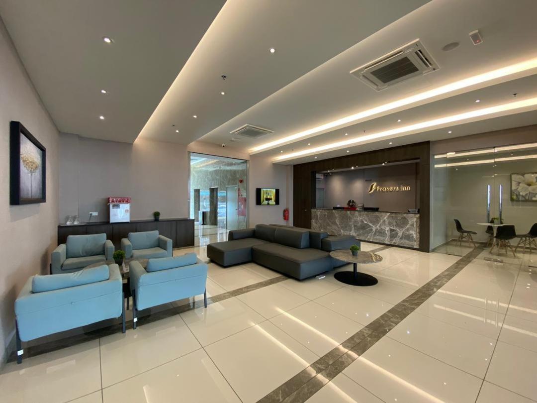 Frazel Inn Hotel Parit Buntar Ngoại thất bức ảnh